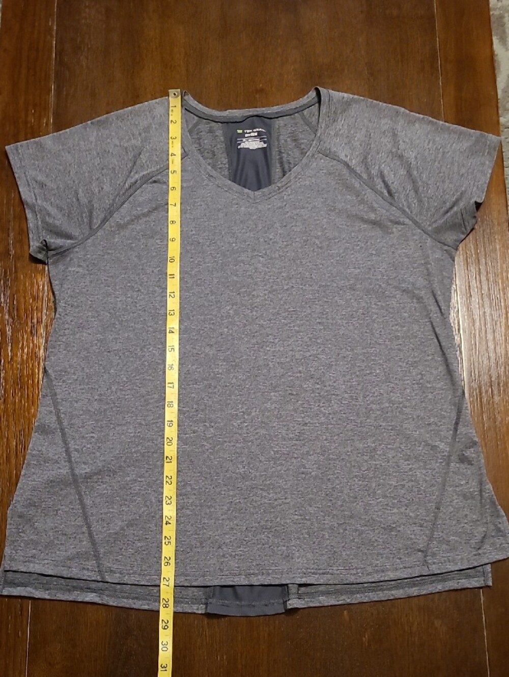 Tek Gear Athletic Gray Women's V-Neck Short Sleeve Tee - XL - Picture 7 of 8